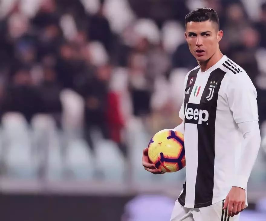 场比赛中肩 场比赛中肩