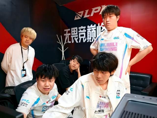 样的年轻选 样的年轻选