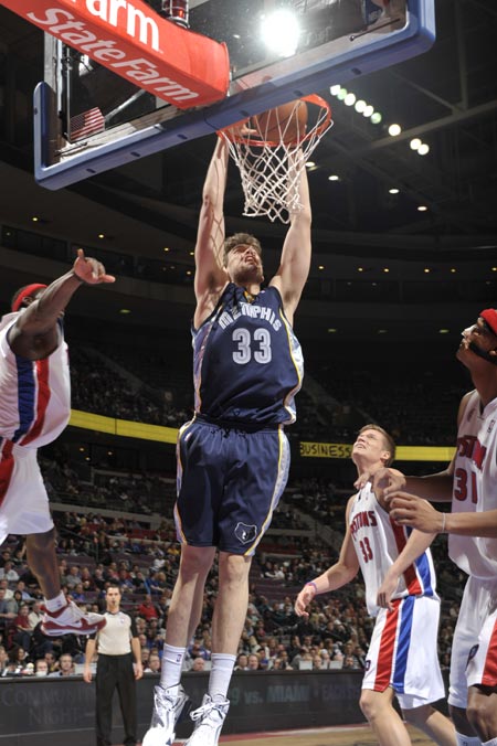 国队贡献关 国队贡献关