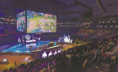 马背后的多 马背后的多